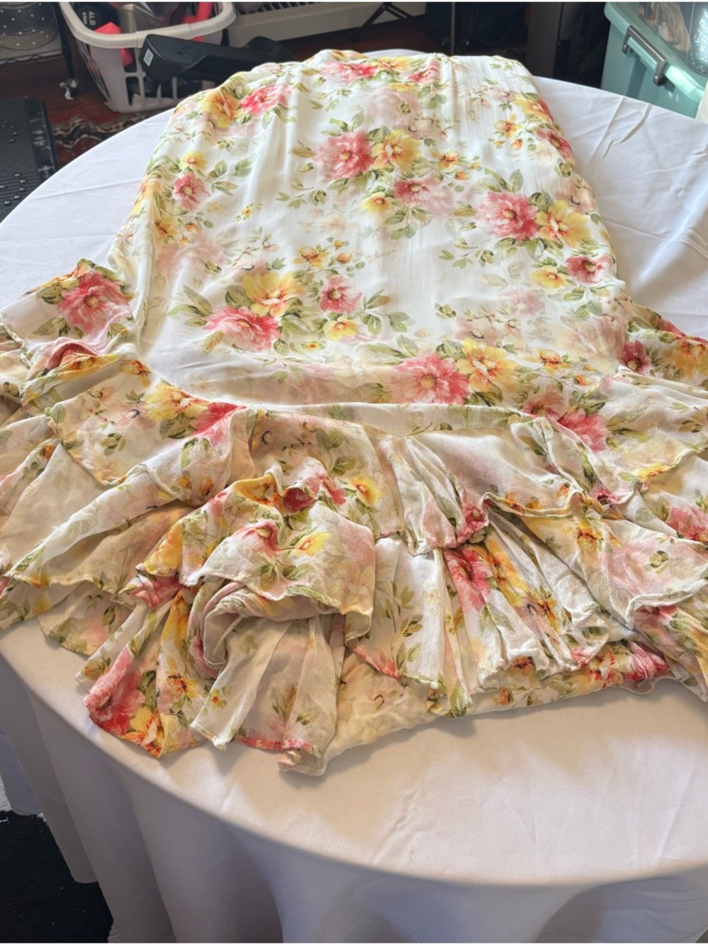 Yumi Kim Lydia Floral Bridesmaid Maxi Dress Sz XL Cottage core Run Small - Picture 15 of 16